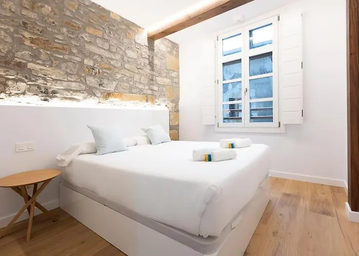 Apartment Alde-zahar. Basquenjoy Hondarribia